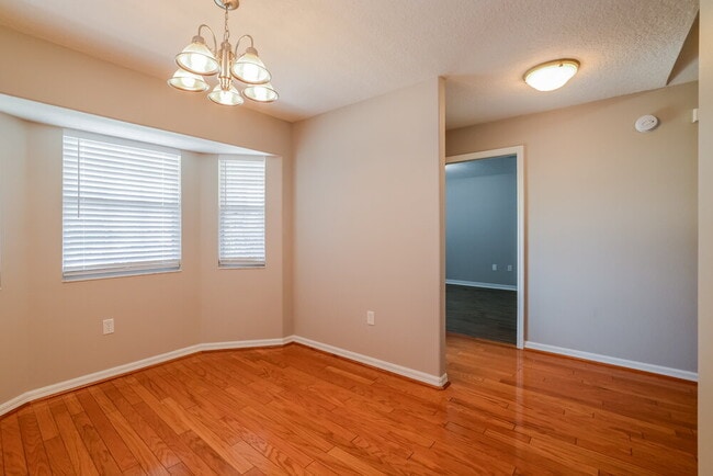 Photo - 1524 Lake Villa Dr