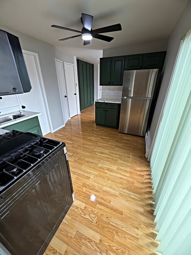 Photo - 8304 S 79th Ct Unidad 1S