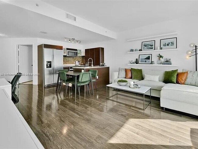 Photo - 1900 N Bayshore Dr Unit 3507