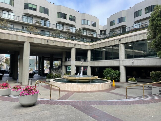 Building Photo - 601 Van Ness Ave Unit Apt 351