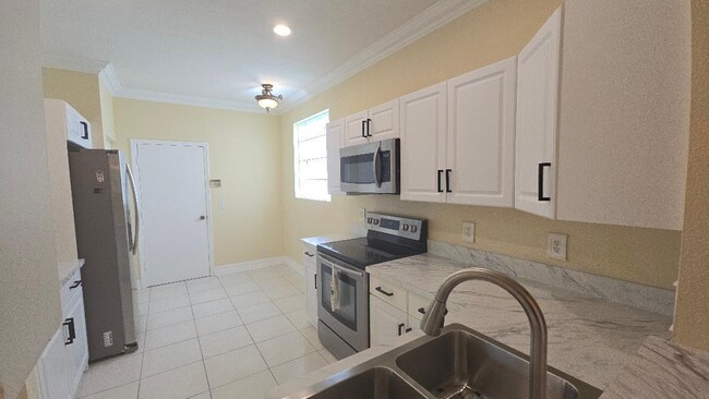 Photo - 10351 NW 7th St