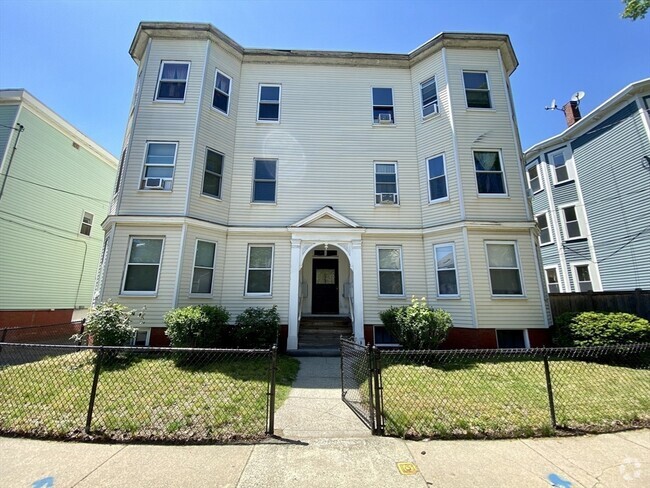 Building Photo - 125 Cherry St Unit 3 Rental