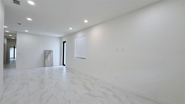 Photo - 4106 N Thatcher Ave