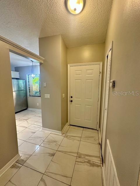 Photo - 9868 Lancewood St