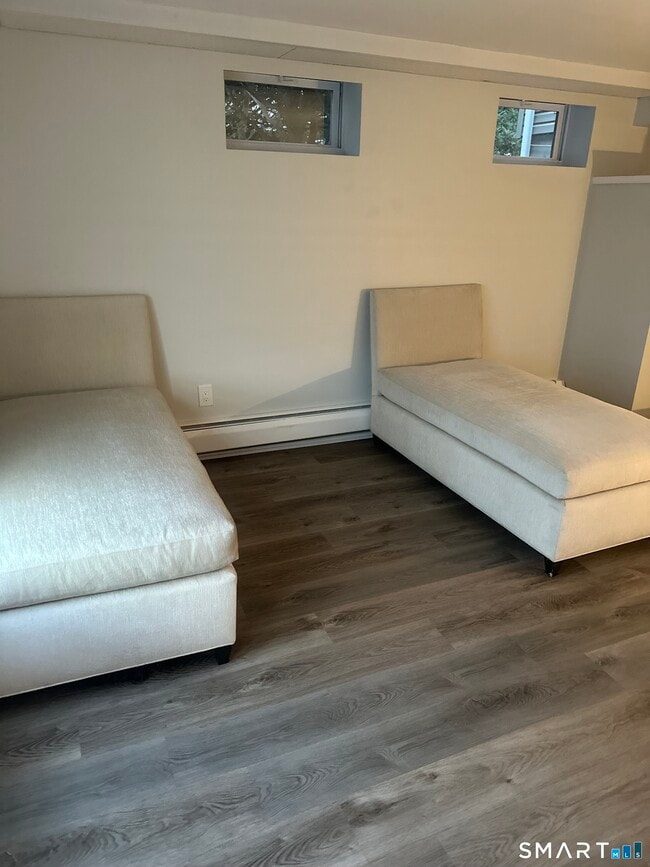 Photo - 179 Longview Ave Unit B