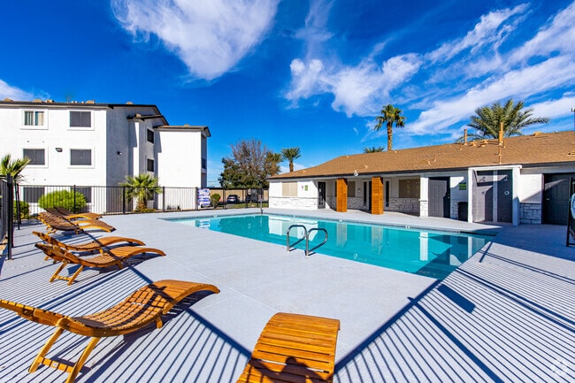 Building Photo - Tides at Cheyenne