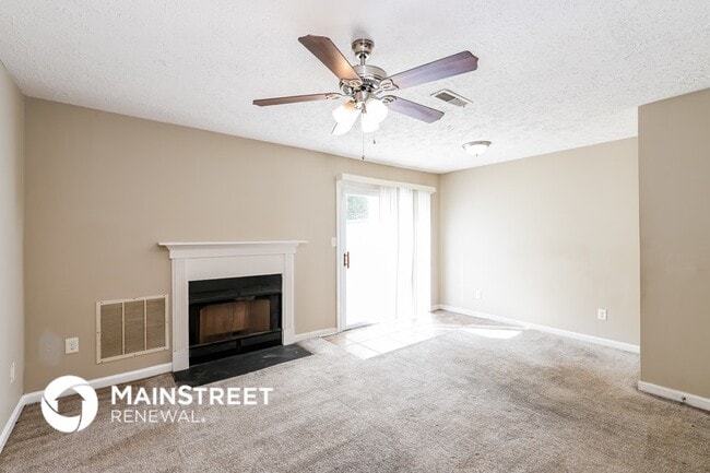 Photo - 1687 Hunting Creek Dr SE