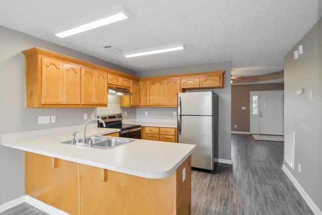 Photo - 122 Forestwood Dr