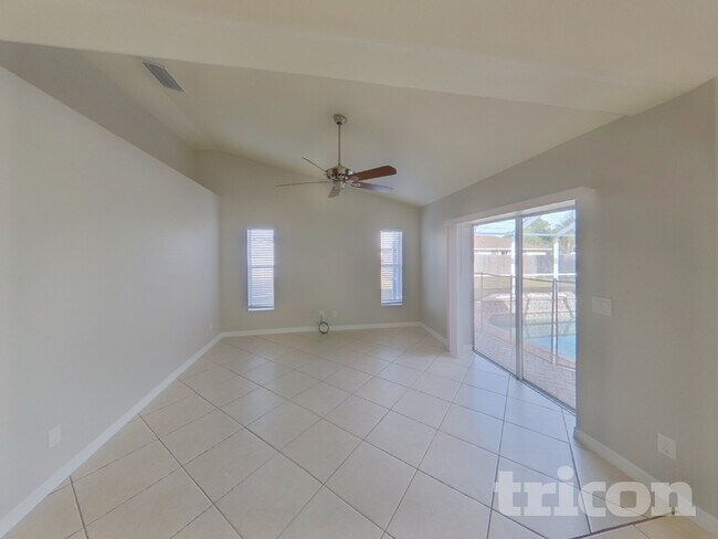 Photo - 4090 W Price Blvd