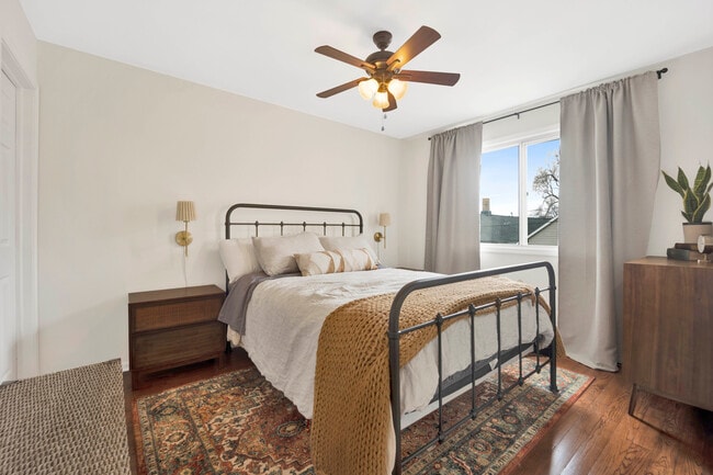 Photo - 1646 W Julian St