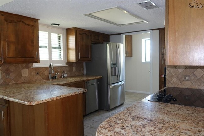Photo - 2415 Bryan Glen St