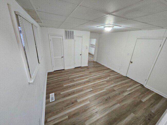 Photo - 109 E Eichel Ave Unit B