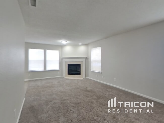 Photo - 522 Harmony Dr