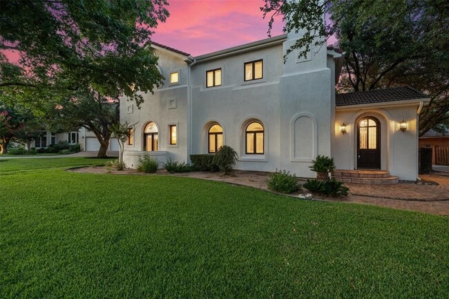 8 Glen Rock Dr