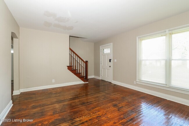 Photo - 2112 McCloskey Ave