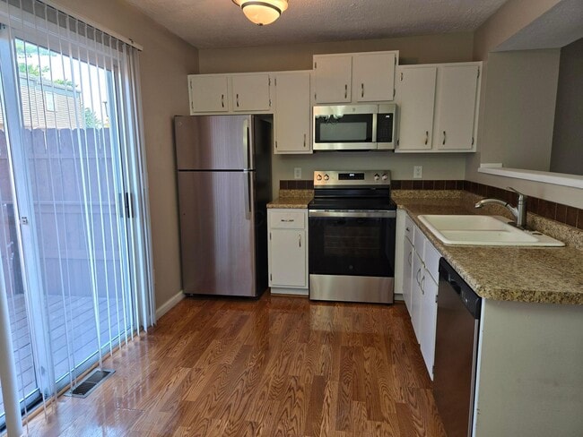 Photo - 792 Ficus Dr Unidad 28A