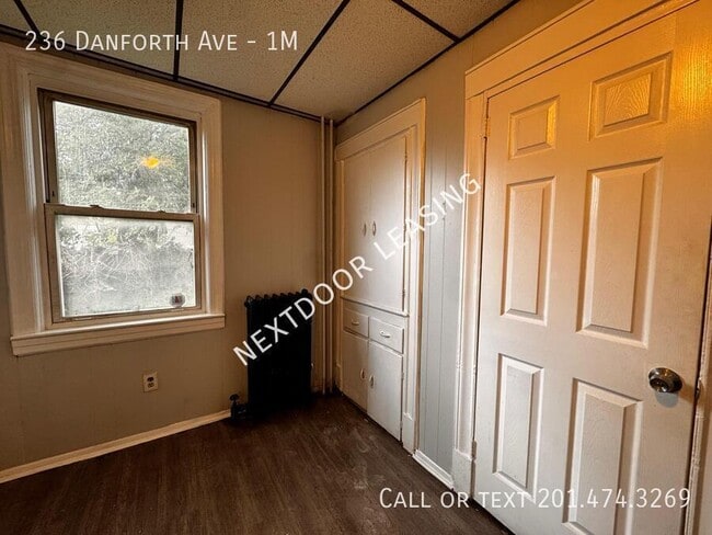 Photo - 236 Danforth Ave Unit 1M