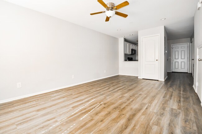 1446 W Netherland Way Unit 3