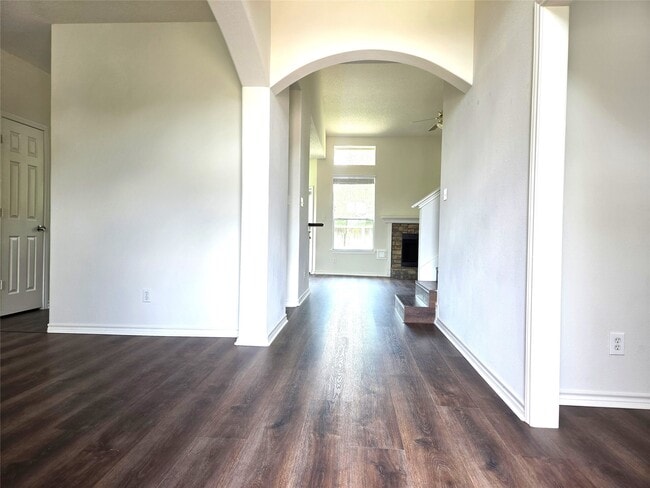 Photo - 2202 Cherry Hill Ct