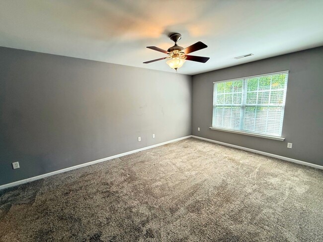 Photo - 209 Gibby Ln