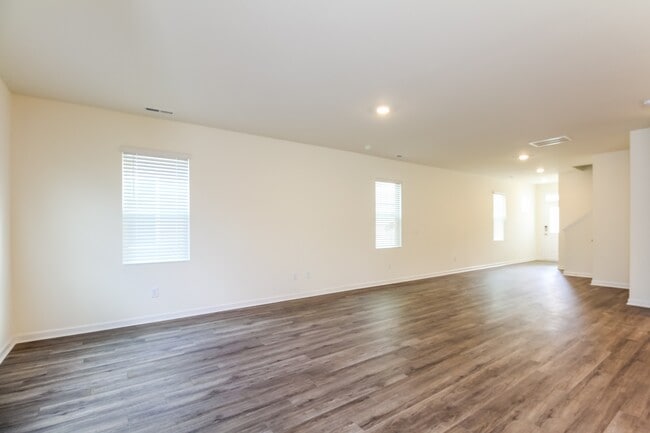 Photo - 1513 Corbett St