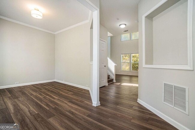 Photo - 3755 Uppark Dr