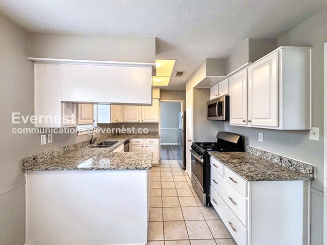 Photo - 12419 Lima Dr