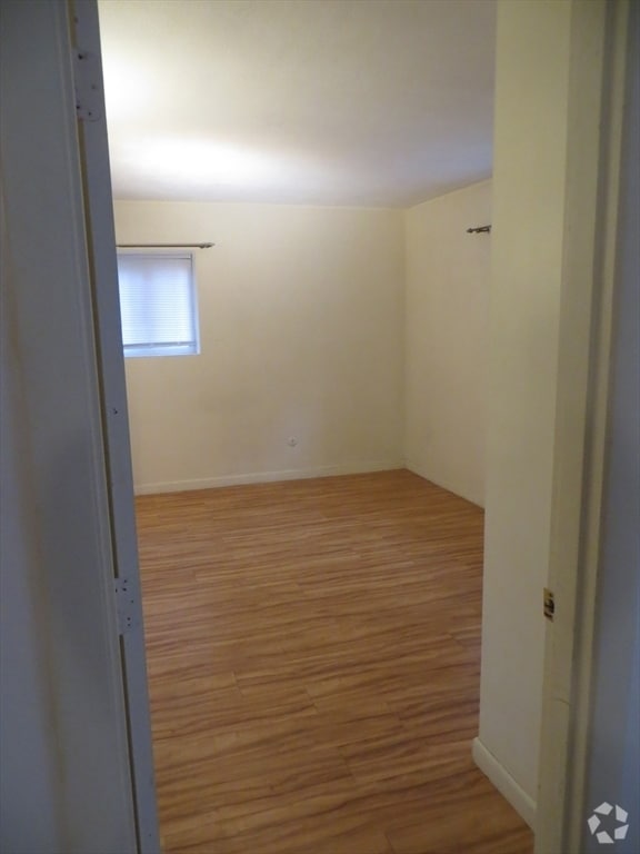 Building Photo - 200 Kelton St Unit 1A Rental