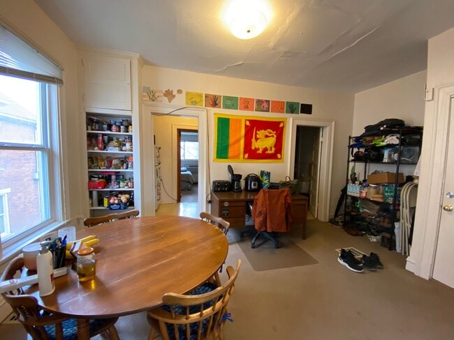 Photo - Neil Ave 1462-1464 HHR Unit 1464.5