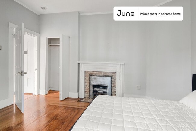 Photo - Room in Shared 4 bed/2.5 bath home Unidad A