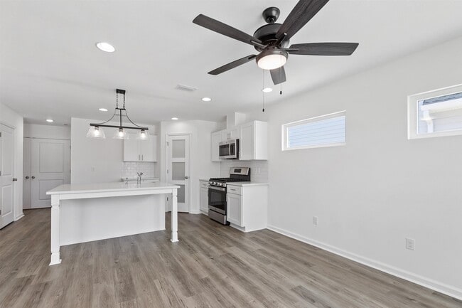 3613 Meadow Vista Ln.