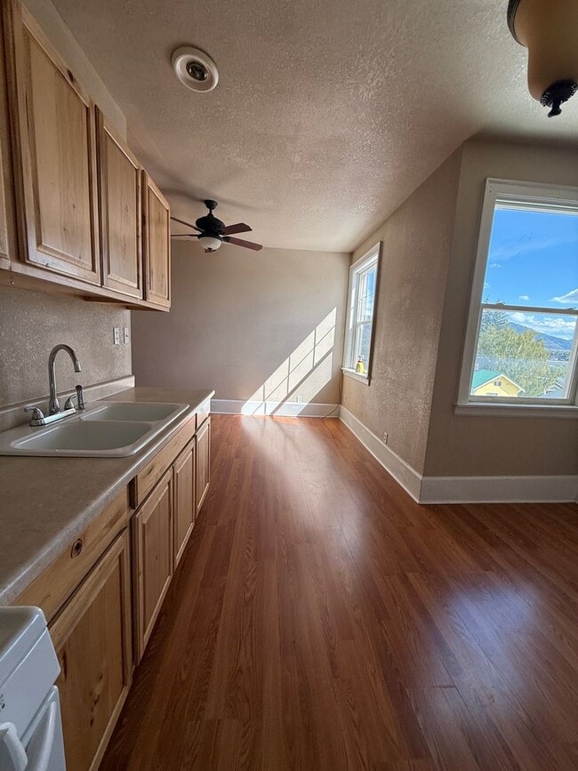 1002 S Montana St Unit 1002 S Montana #C