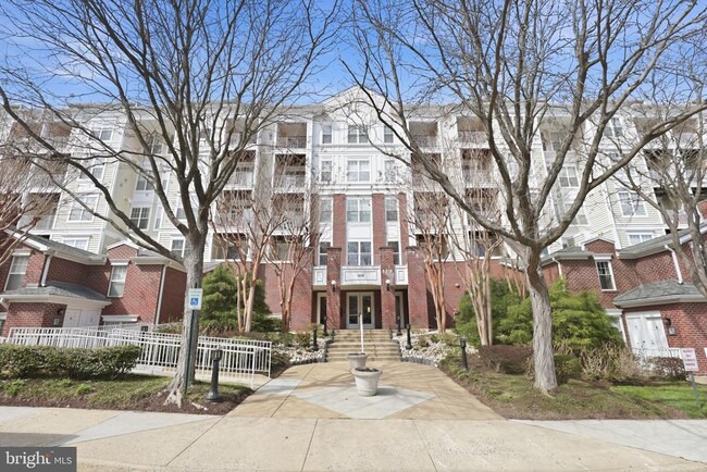 Photo - 1641 International Dr Unit 114