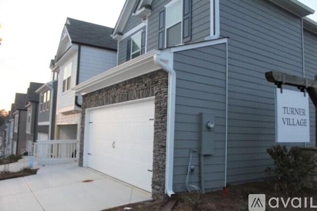 Photo - 200 Turner Ln