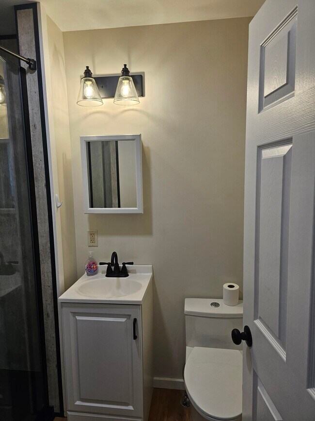 Photo - 43 W Main St Unit 2