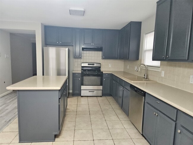 Photo - 1130 Concord Pl