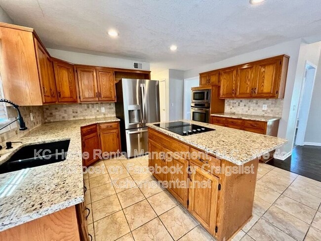 Photo - 1109 E Sleepy Hollow Dr