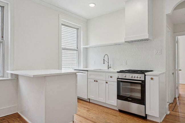 Photo - 1223 N Franklin St Unit 3R