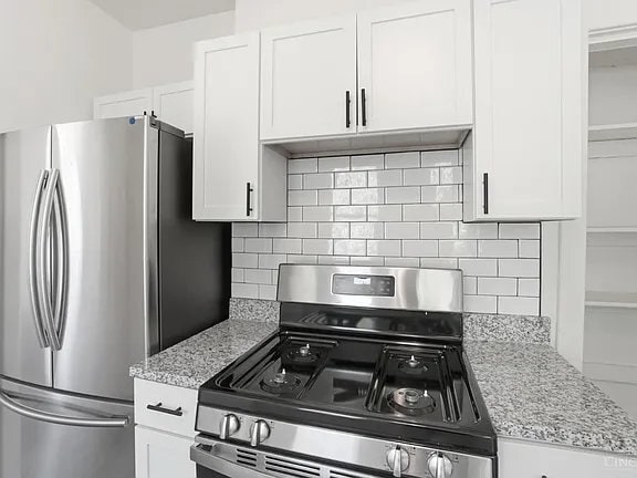 Photo - 4569 N Edgewood Ave Unit 4569 Bottom Left