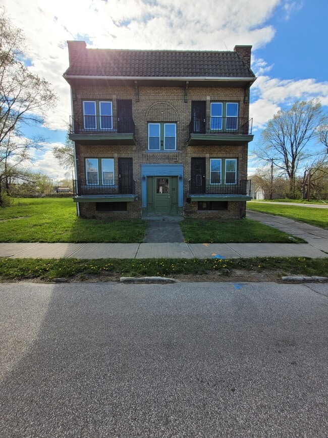 Building Photo - 718 E 124th St Unit #2 Rental