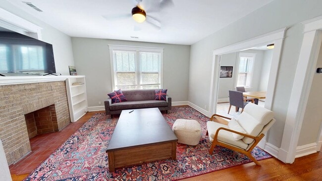 Building Photo - 2309 Thurman Ave Unit 2309A Rental