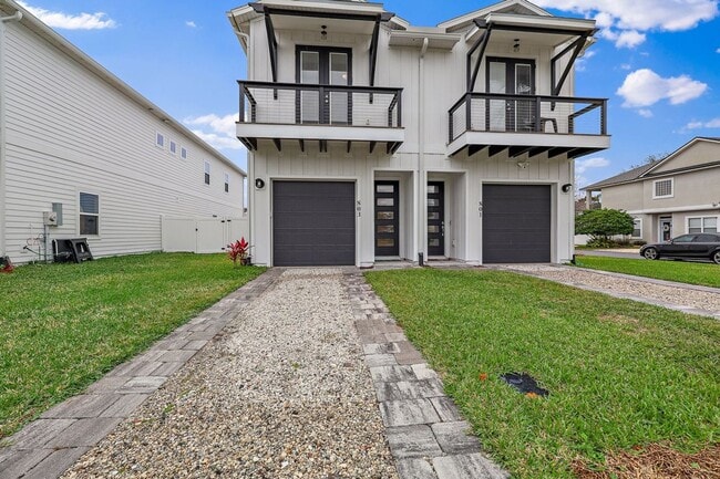 Photo - Gorgeous Jax Beach Townhouse for Rent - 4 Bedroms!