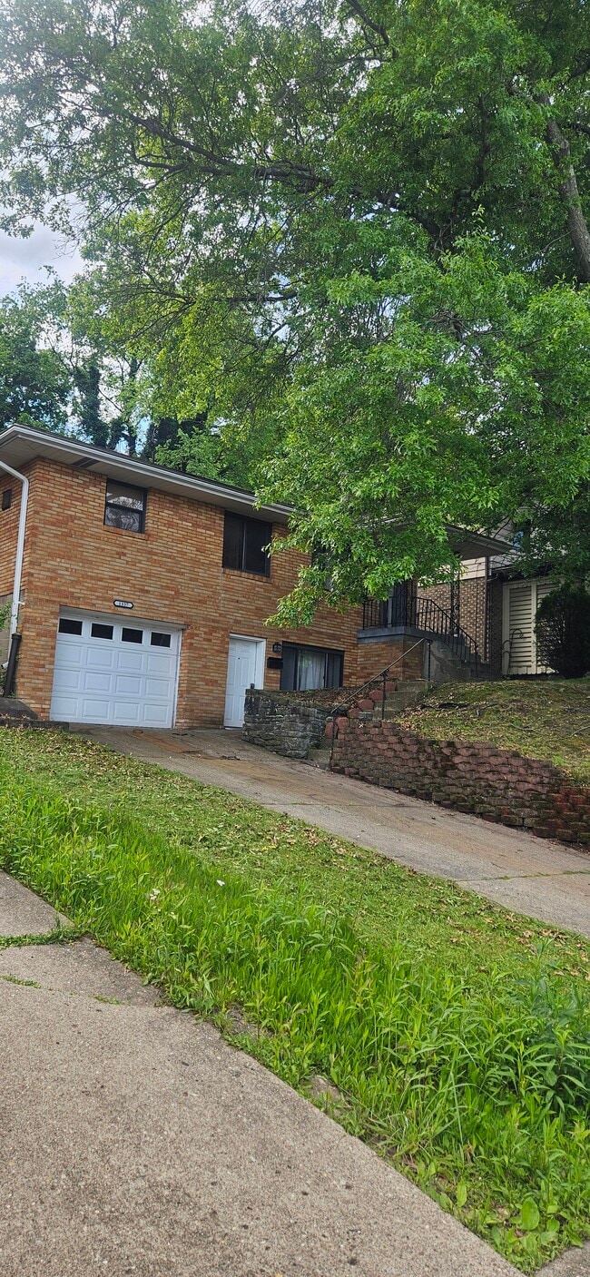 Photo - 1337 Jeffers St House