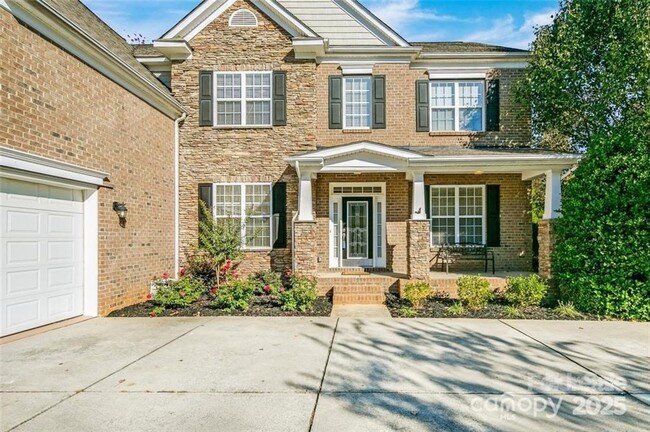 Photo - 407 Ranelagh Dr