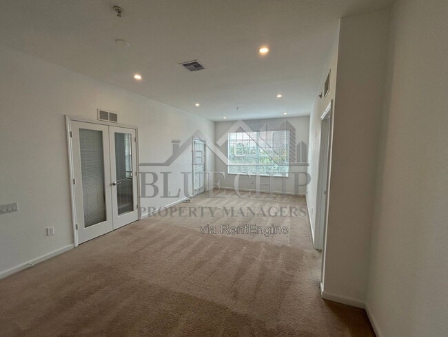 3314 Robert Trent Jones Dr Unit 404