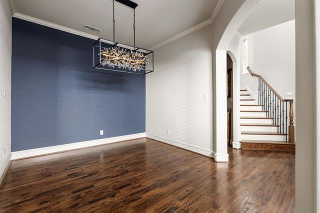 Photo - 5554 Martel Ave