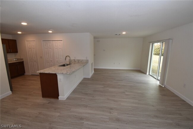 Photo - 1791 Pierpoint St