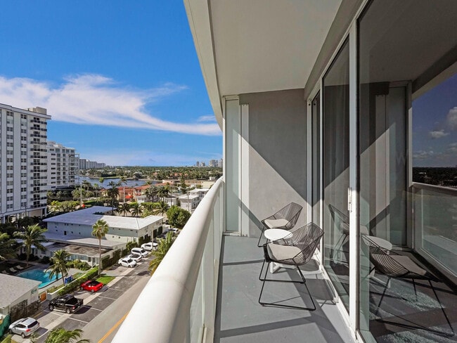 Photo - 3101 Bayshore Dr Unit 709