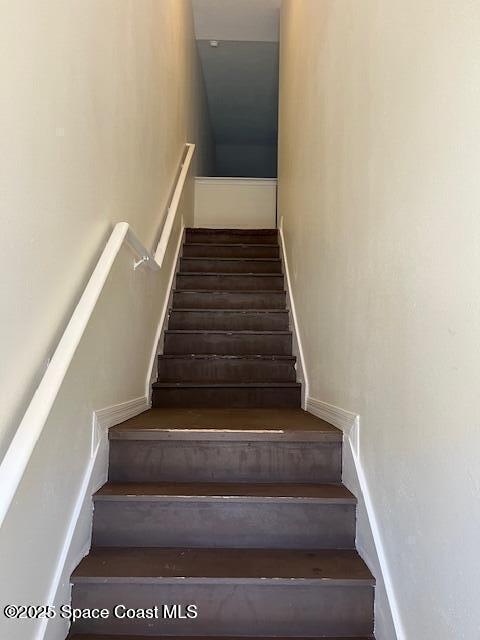 Photo - 1035 Venetian Dr Unit 203