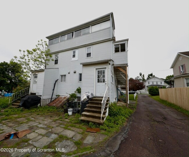 Photo - 1731 Wayne Ave